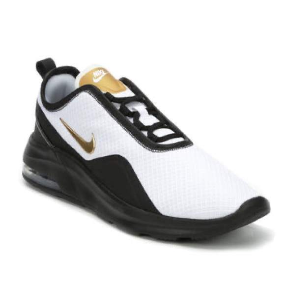 nike air max motion 2 black and white